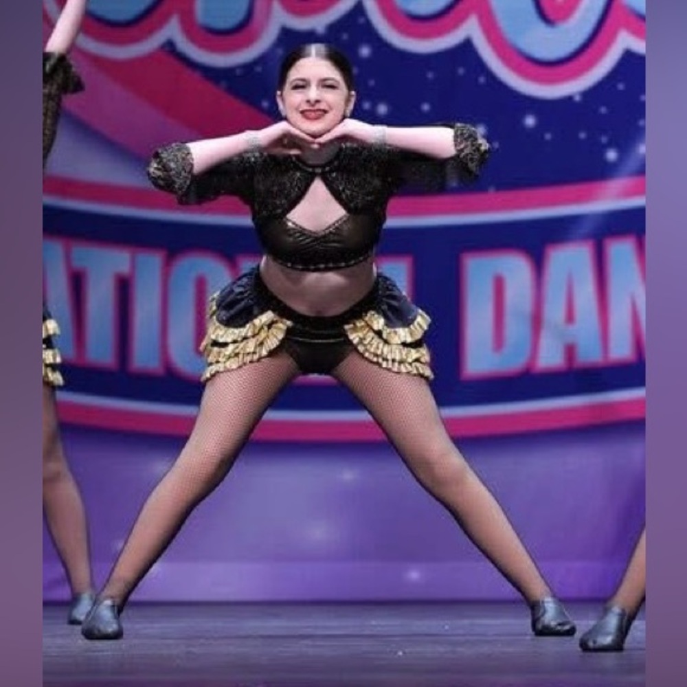 Black&Gold 2pc Dance Costume, Crop Top, 3/4 Flare Sleeve, Layered Skirt, AS